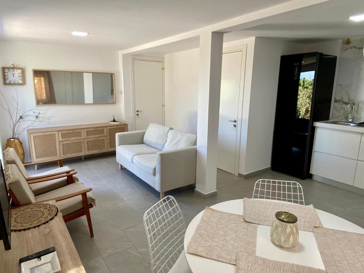 Ammos Luxury Suits And Residences เปเยีย ภายนอก รูปภาพ